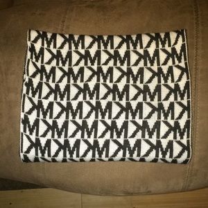 Micheal kors scarf